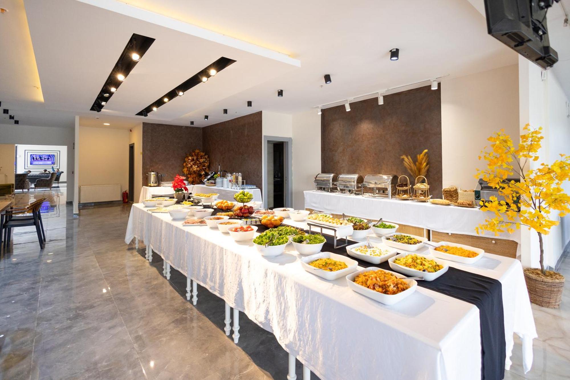 Niva Atakum Otel Samsun Buitenkant foto