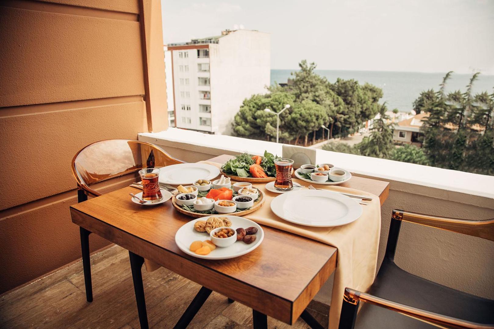 Niva Atakum Otel Samsun Buitenkant foto